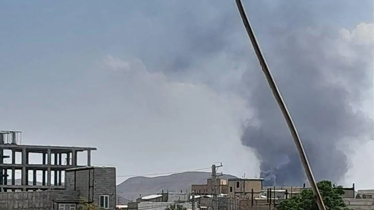آتشسوزی بزرگ در کارخانه نخ ملارد آتشسوزی بزرگ در کارخانه نخ ملارد