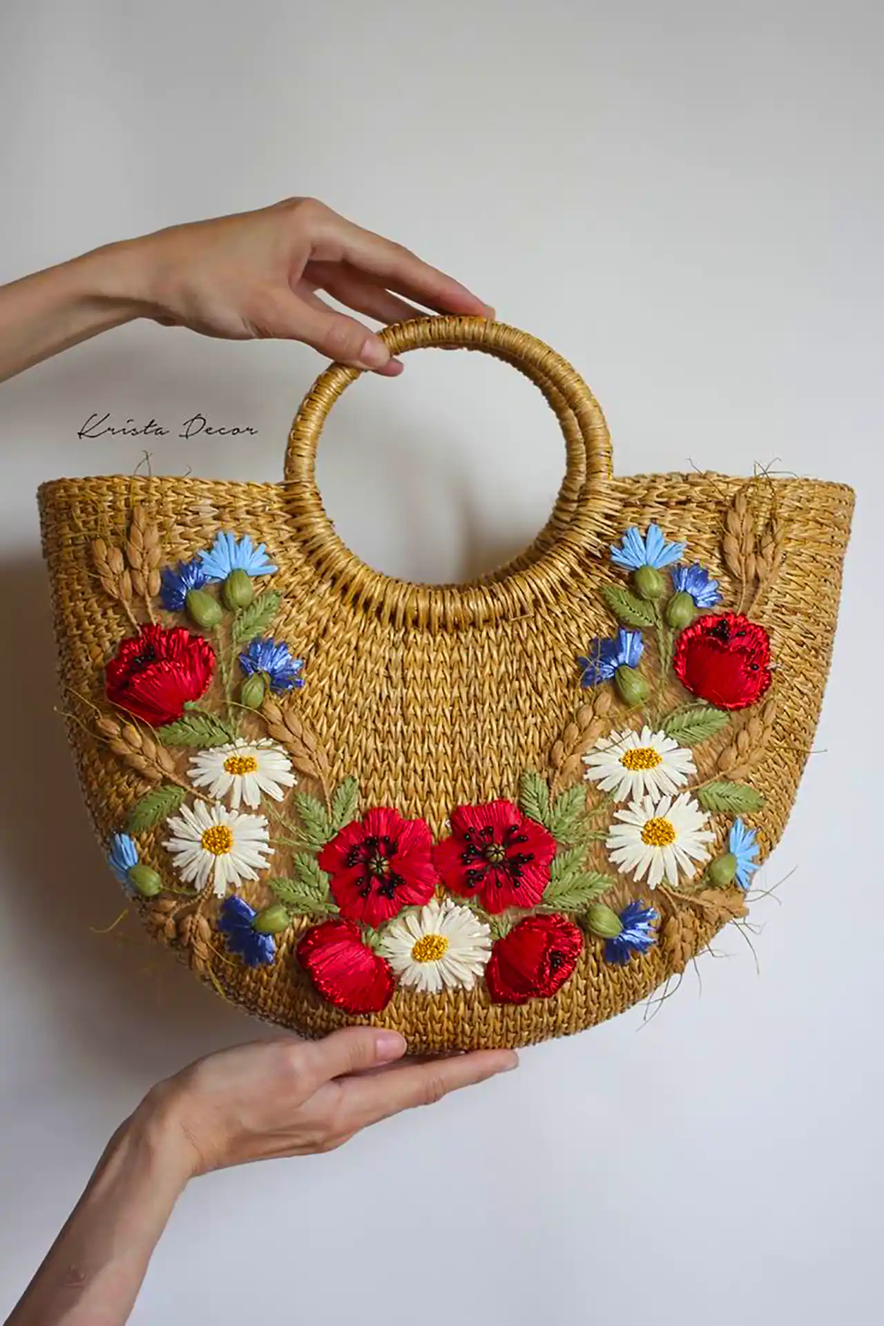 کیف حصیری با گلدوزی شیک