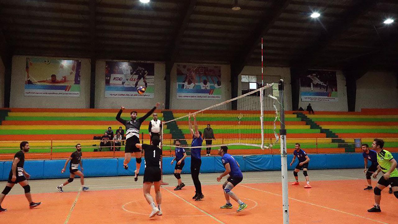 قهرمانی آتش نشانی مشهد در مسابقات والیبال کارگران استان خراسان رضوی
