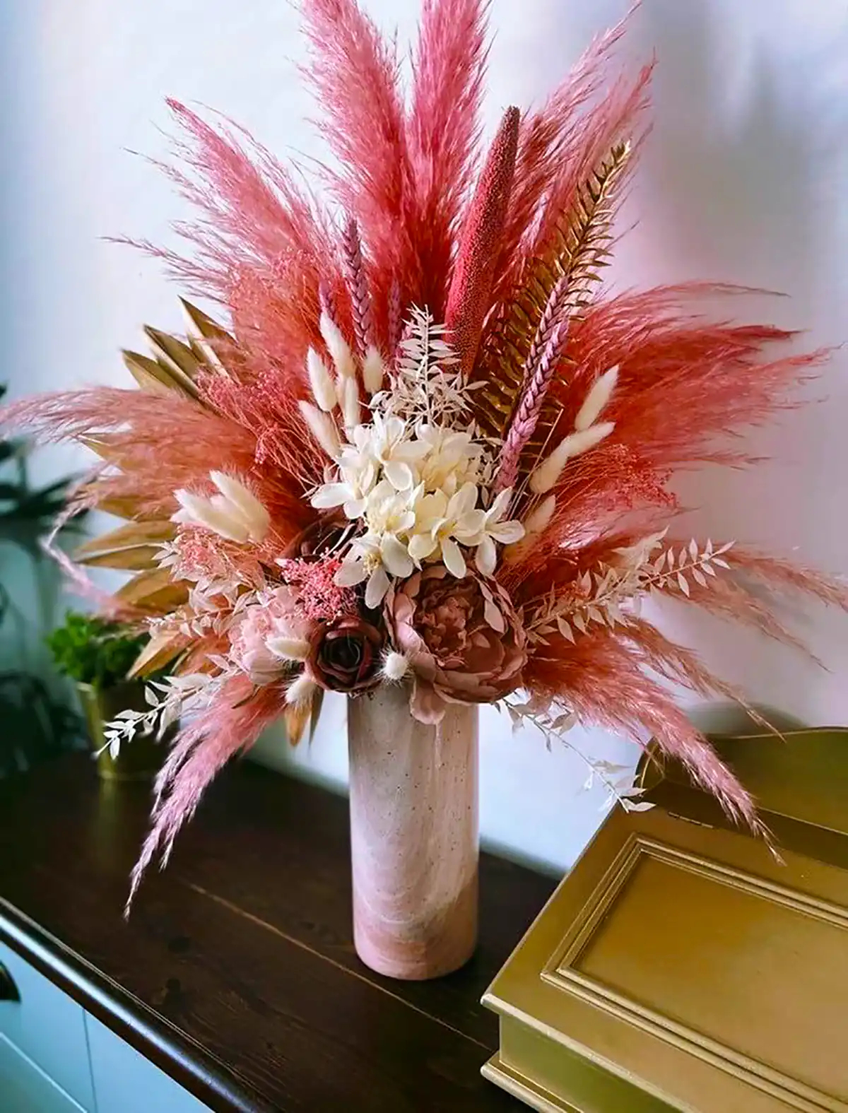گلدان گل‌های وحشی دکوری
