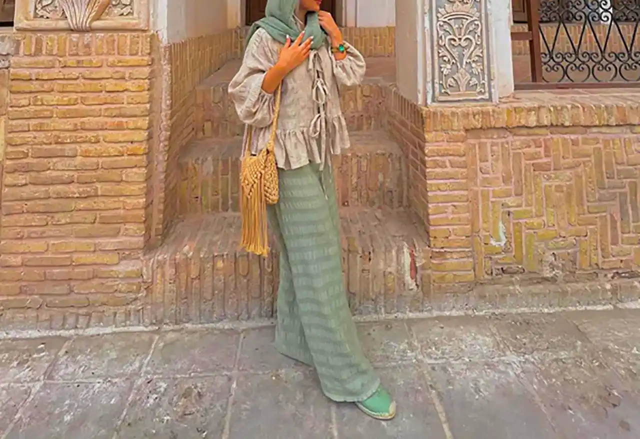 مانتو ساده و خیلی شیک 