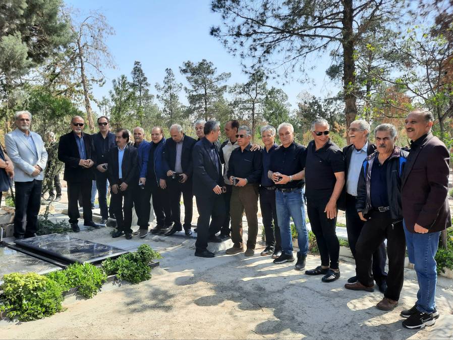 مراسم چهلمین روز درگذشت رضا عباسی