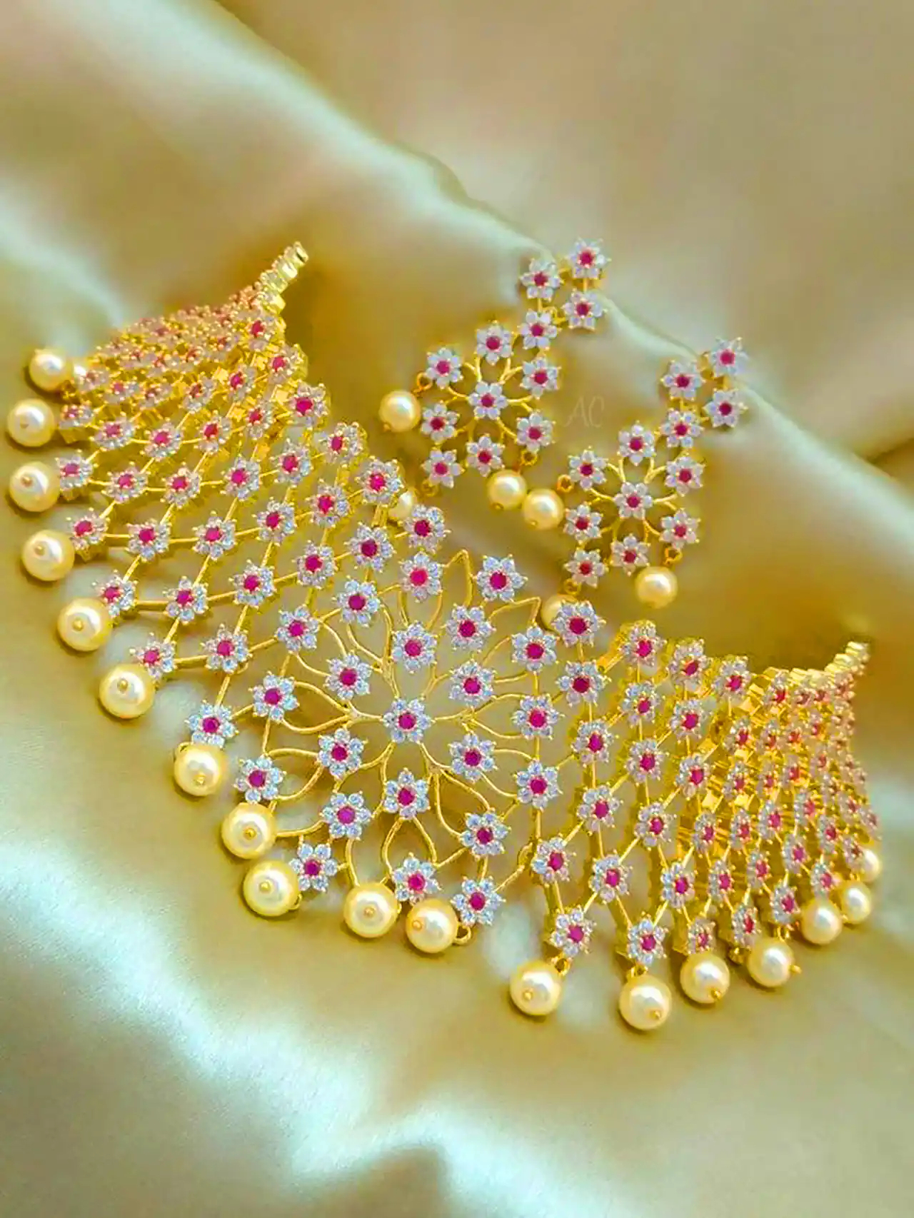 سرویس جواهر طلایی خاص و شیک 