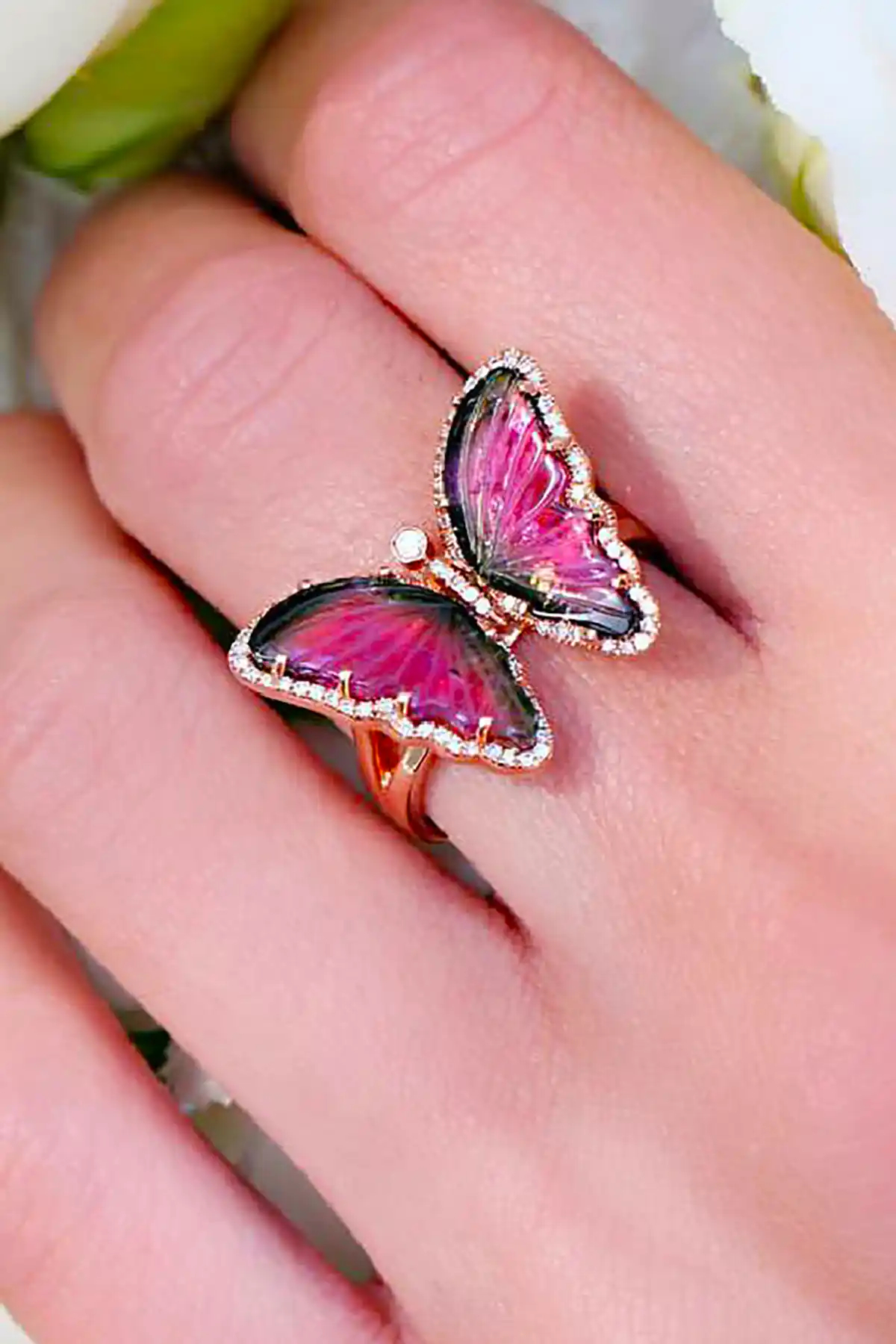 انگشتر کیوت پروانه ای طلا