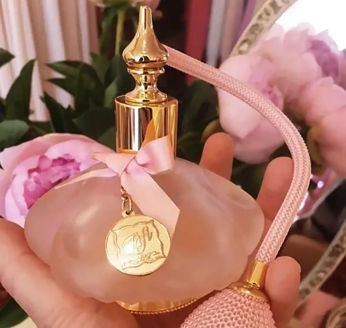 خرید شیشه عطر خالی دیجی کالا خرید شیشه عطر اورجینال فروش شیشه عطر خالی شیشه عطر ۱۰ میل تولیدی شیشه عطر شیشه عطر ۵۰ میل