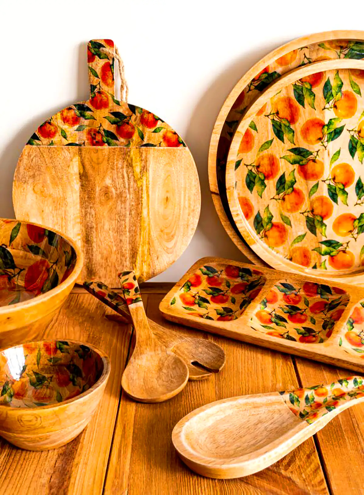 ظروف چوبی لعاب کاری شده