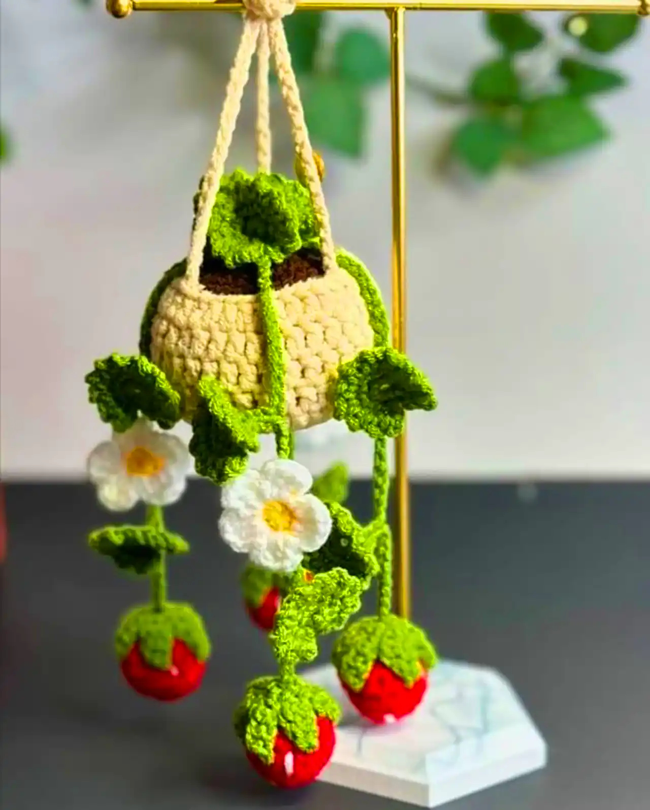 گلدان آویز بافتنی