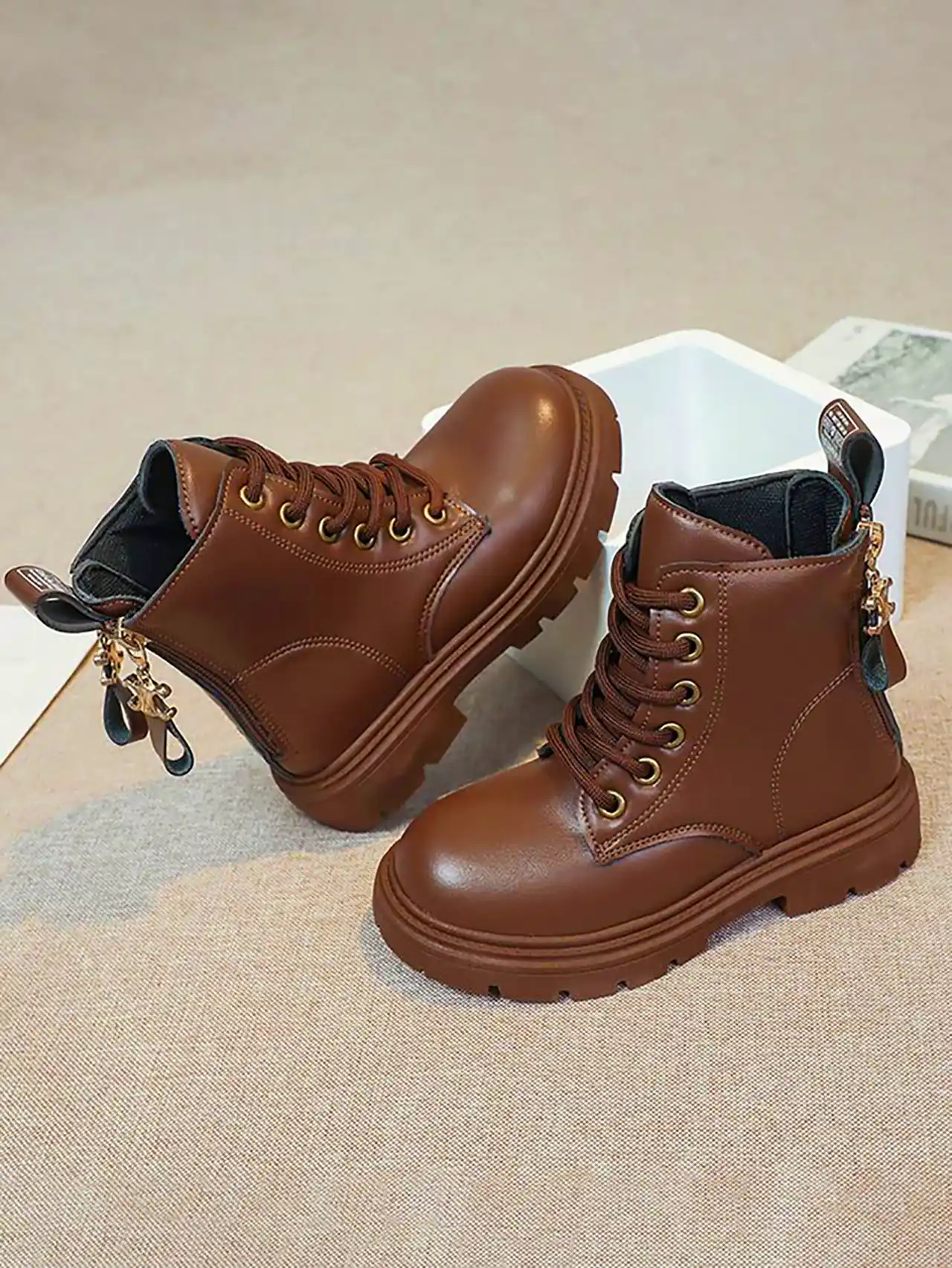 بوت پاییزی جذاب دخترانه