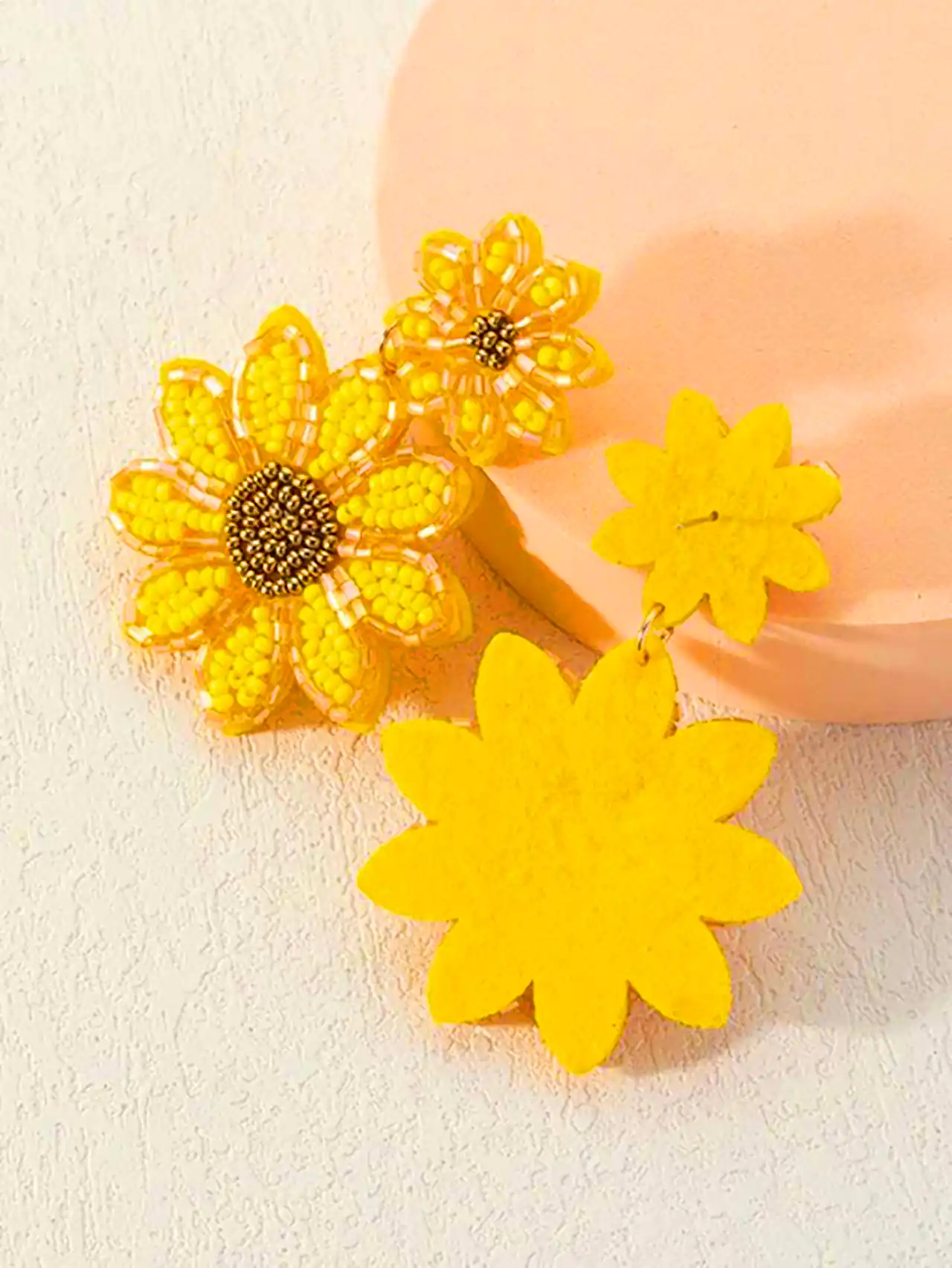 گوشواره گلبرگ فانتزی