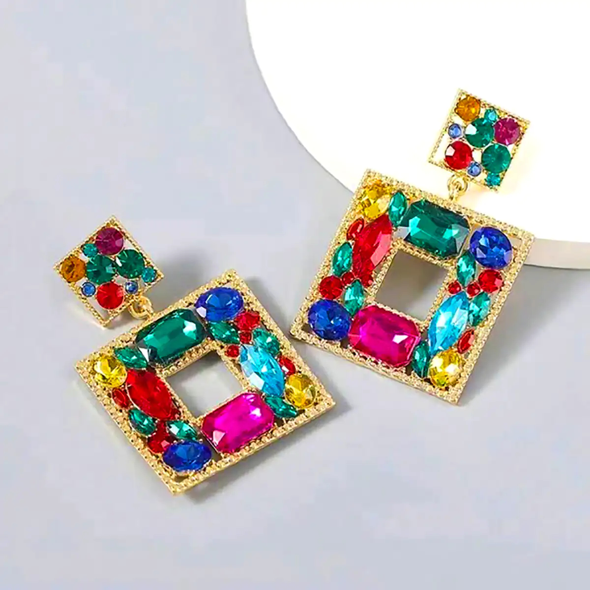 گوشواره آویزی نگین رنگارنگ