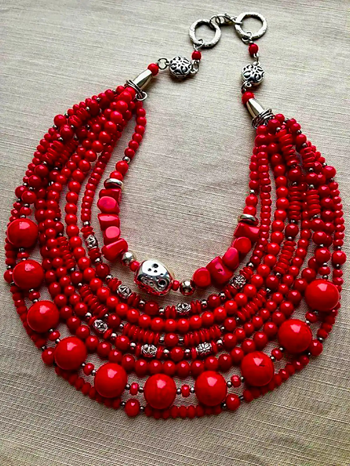 گردنبند مهره ای قرمز شیک