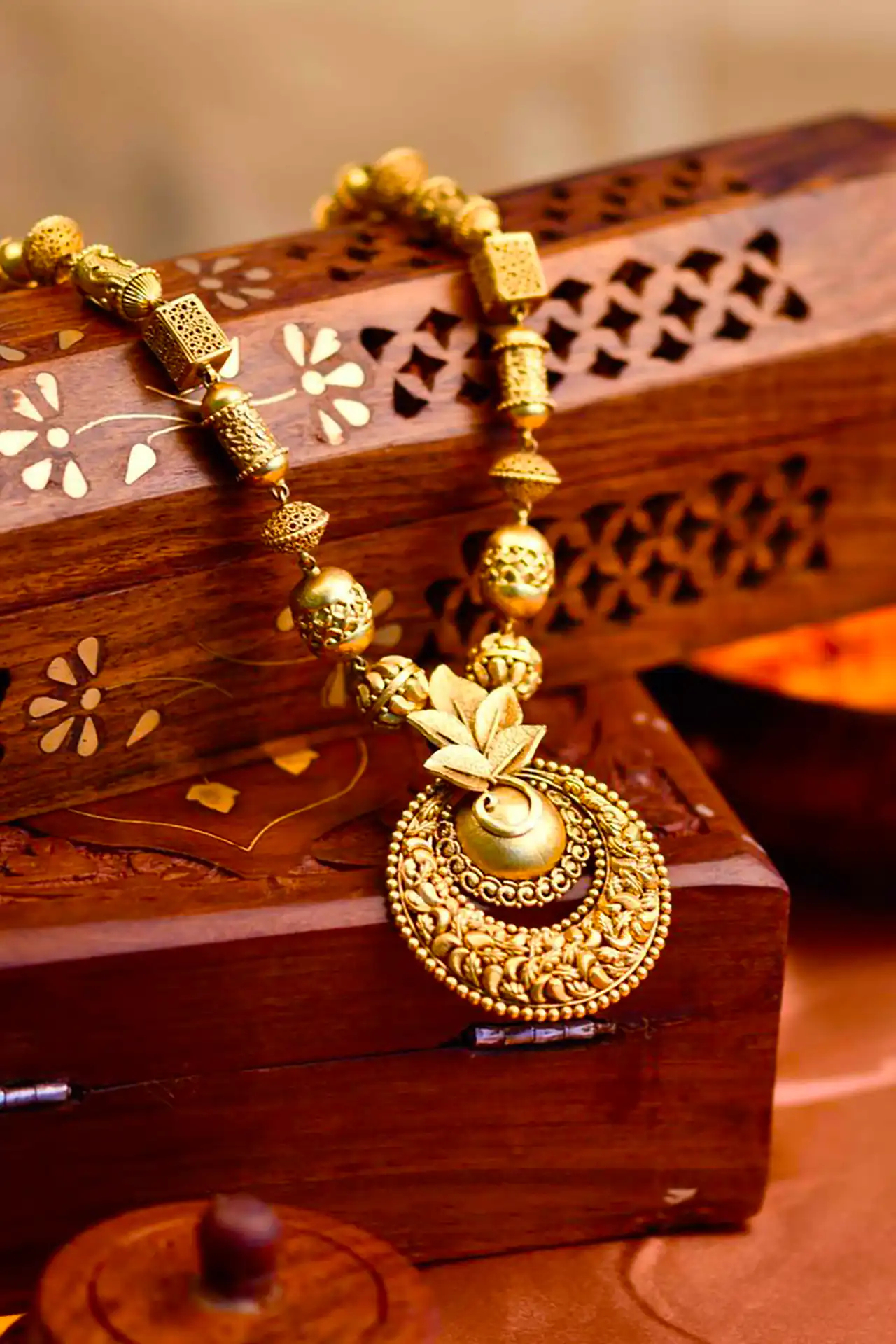 گردن آویز طلا هندی لوکس