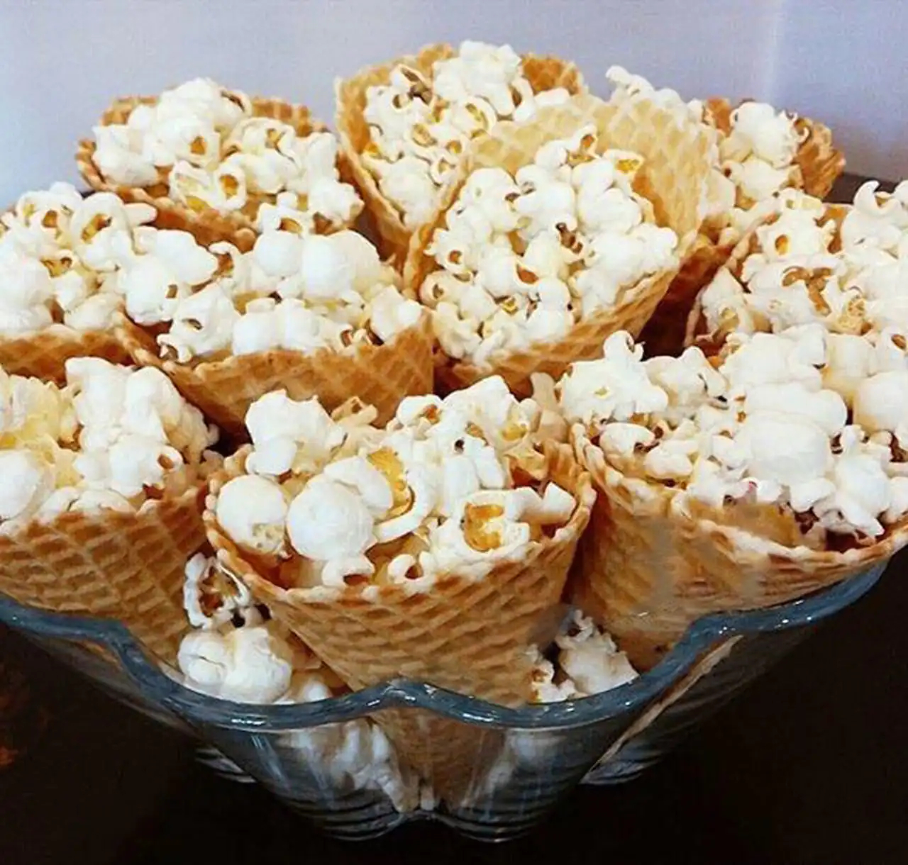 تزیین پفیلا شب یلدا + جدیدترین و شیک ترین مدل های تزیین پفیلا برای شب یلدای امسال