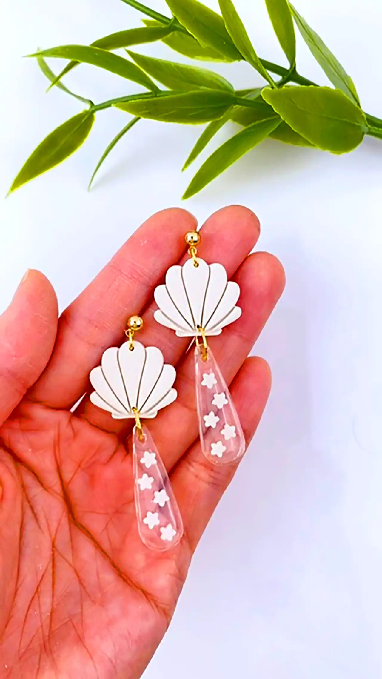 گوشواره طرح صدف دریایی