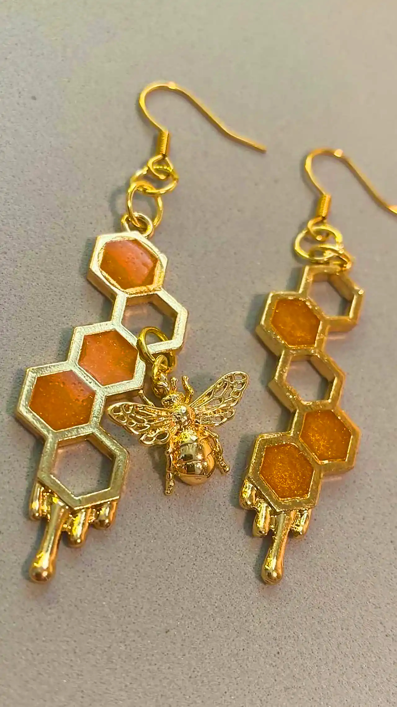 زیورآلات فانتزی طرح زنبوری 