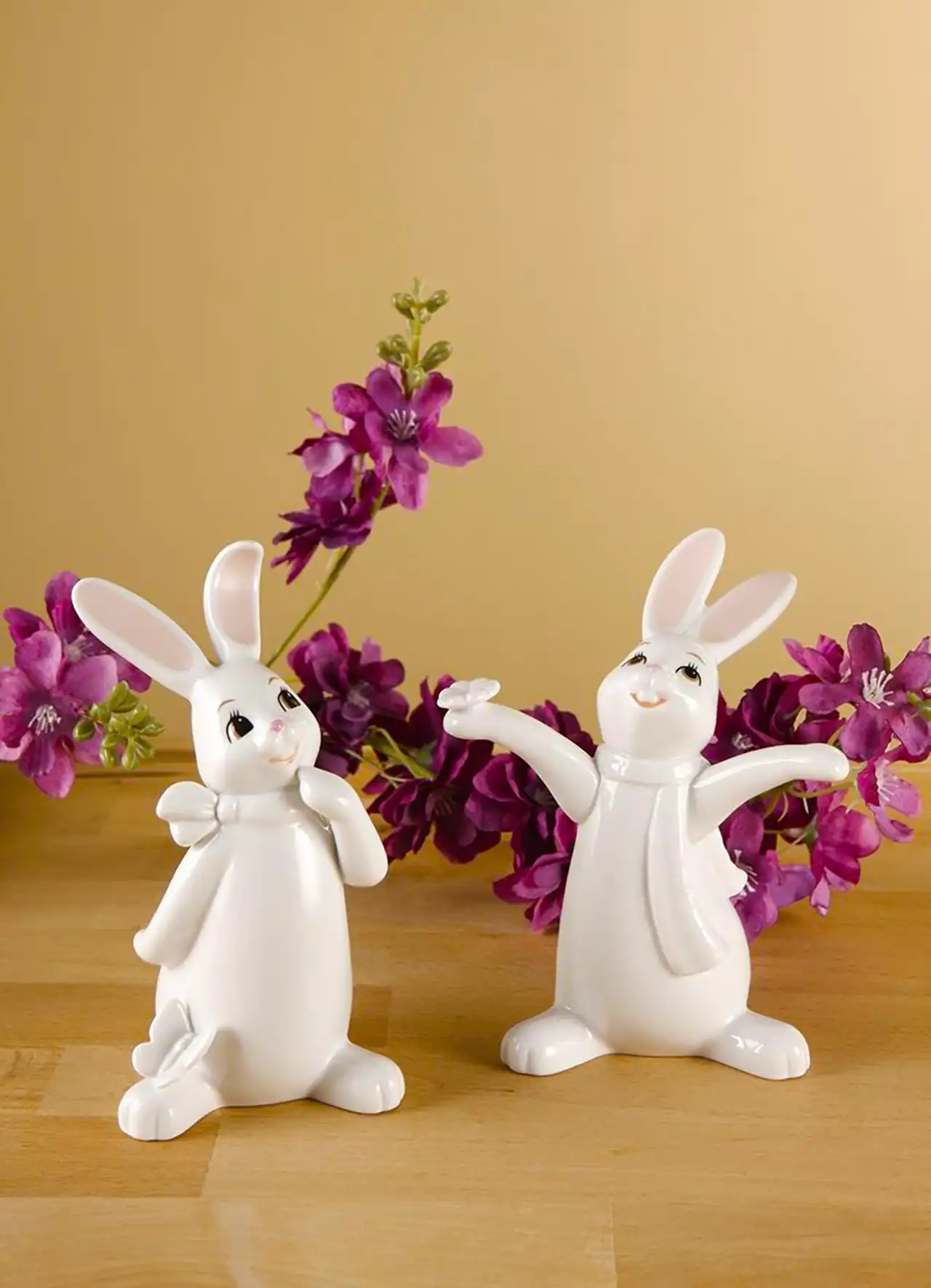 مجسمه خرگوش بازیگوش