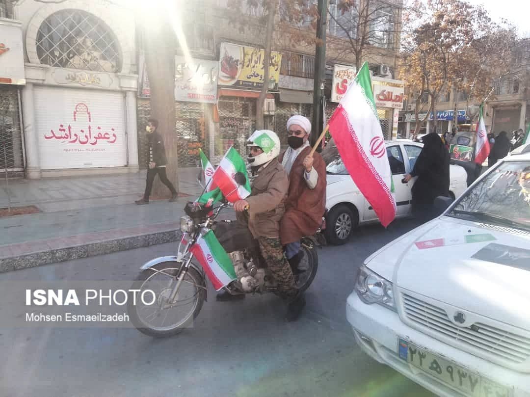  راهپیمایی  ۲۲ بهمن در مشهد