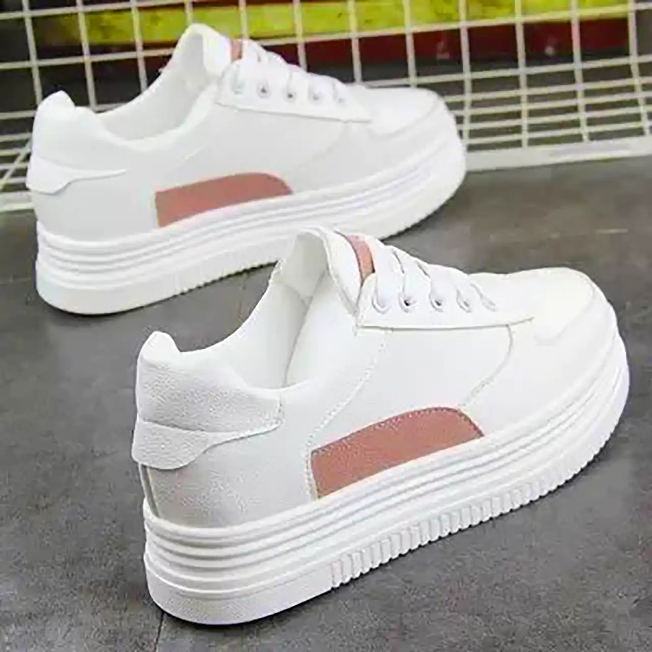 کتونی سفید دخترانه زیبا