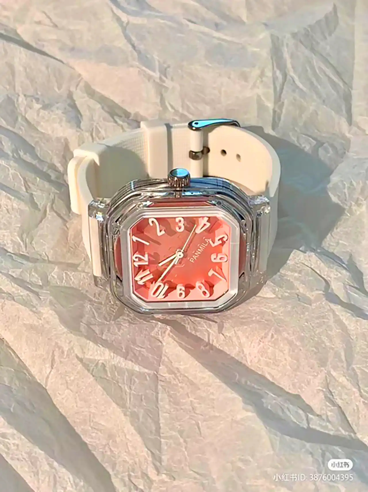 ساعت مچی صورتی دخترانه