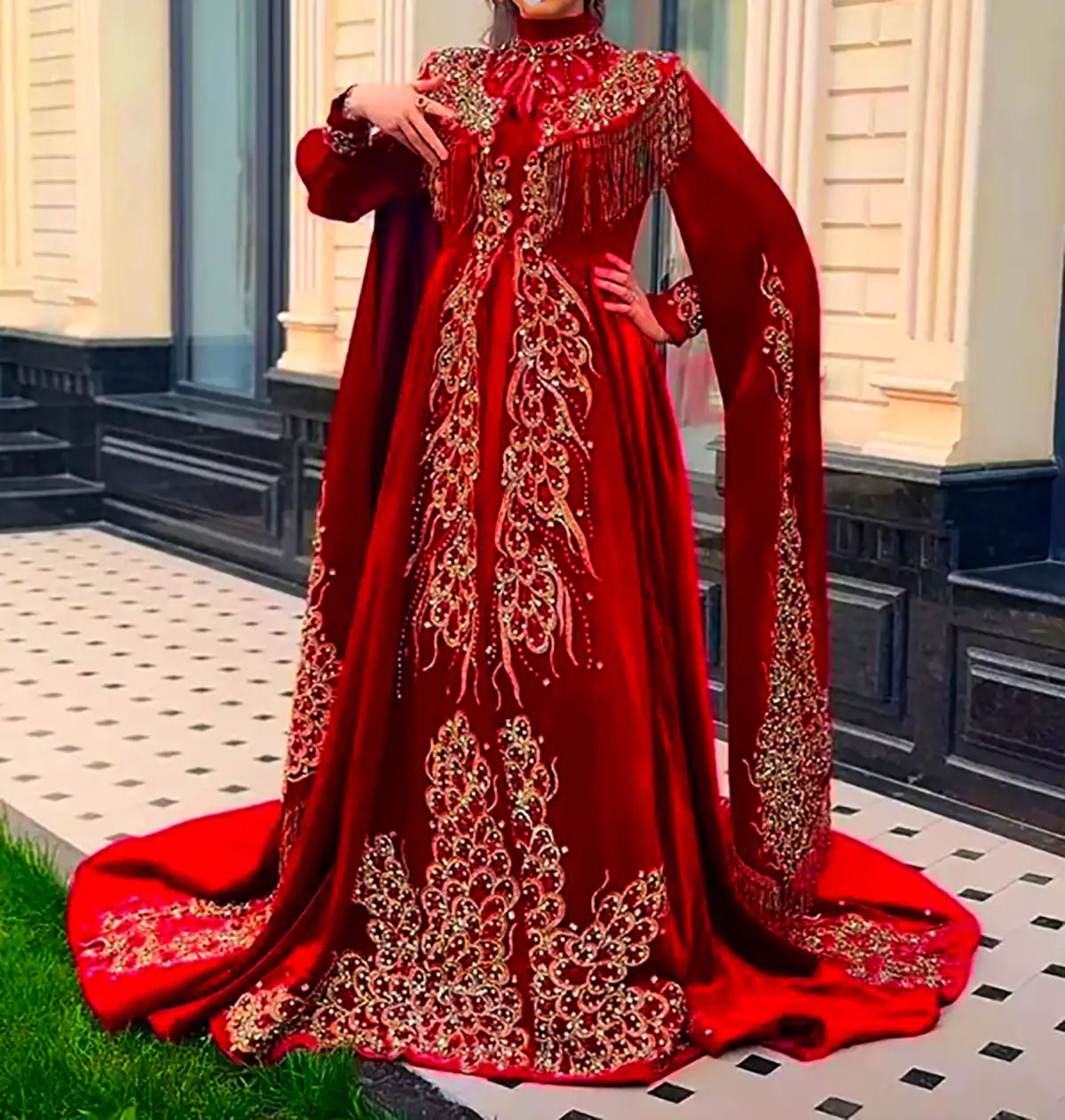 لباس شب باشکوه قرمز