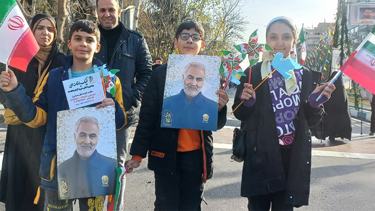 جشن مردمی روز پیروزی انقلاب اسلامی ایران در ۲۲ بهمن‌ماه