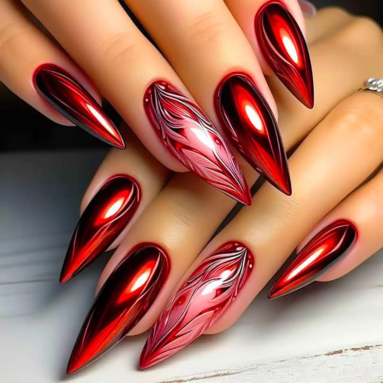 مدل ناخن بادامی شیک 