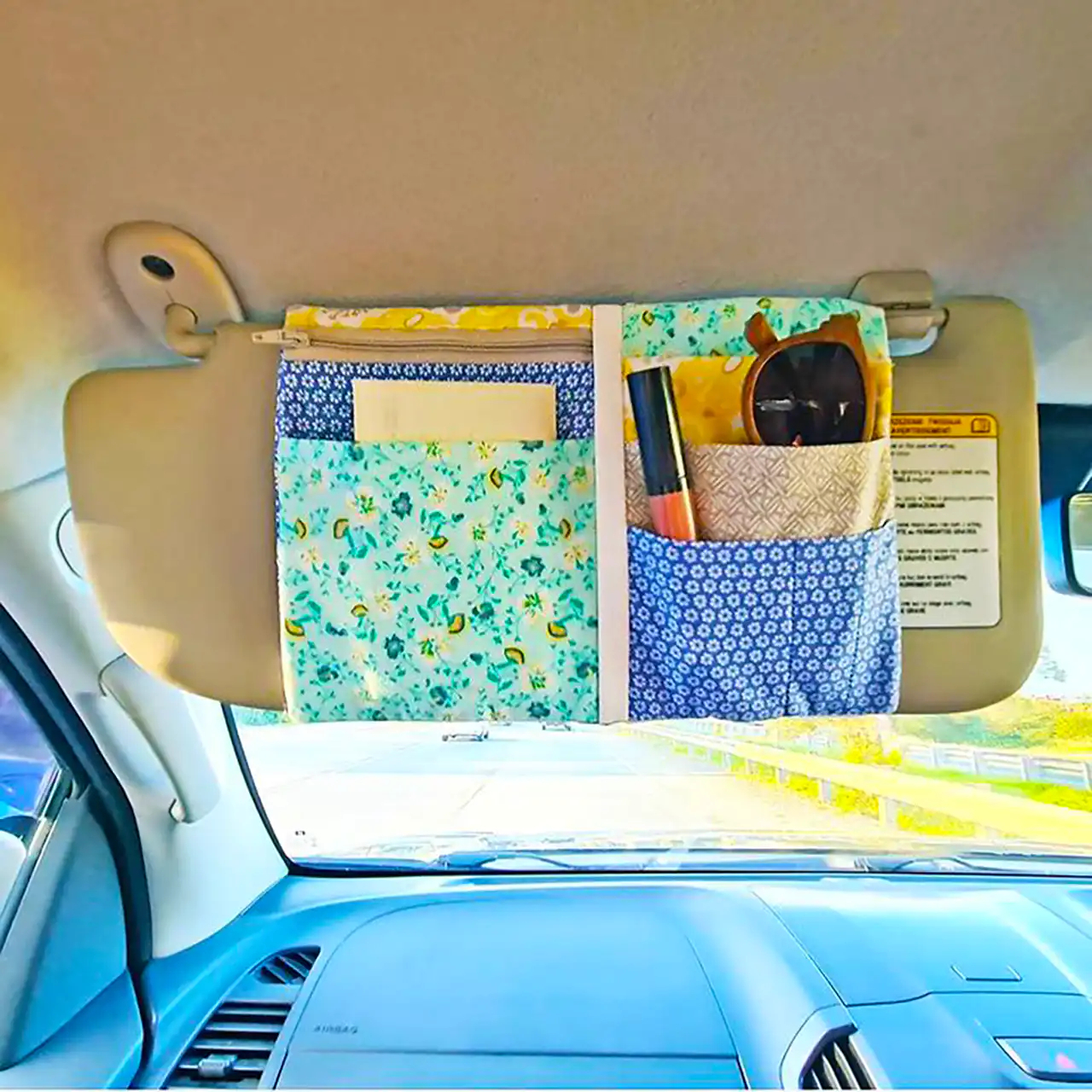 نظم دهنده داخل ماشین