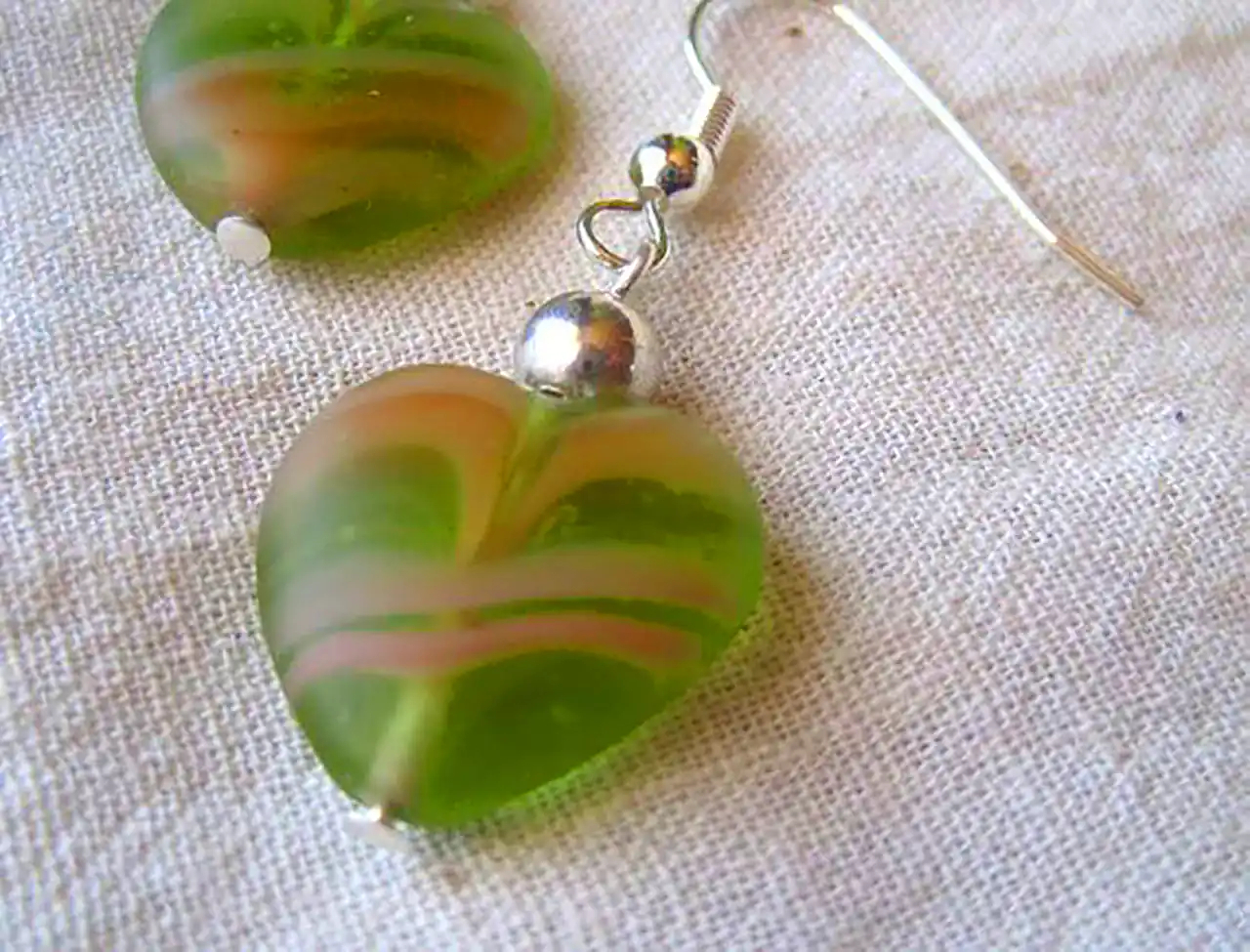 گوشواره قلبی سبز