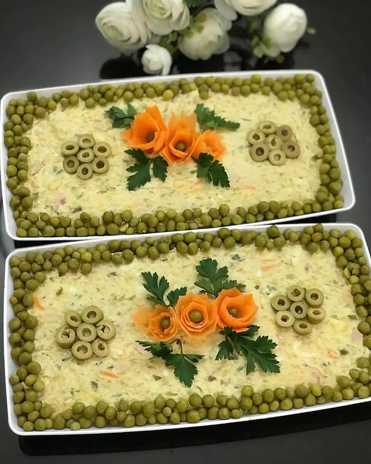 تزیین سالاد الویه ساده و شیک تزیین سالاد الویه با هویج و خیارشور تزیین سالاد الویه با گوجه و خیارشور تزیین سالاد الویه با گوجه گیلاسی تزیین سالاد الویه تک نفره تزیین سالاد الویه با نان تست 