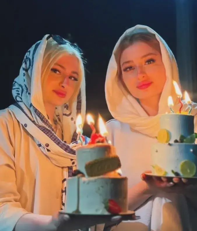 عکس| سفر به گذشته؛ سارا و نیکا سریال پایتخت 6 در جشن تولد 22 سالگی شان