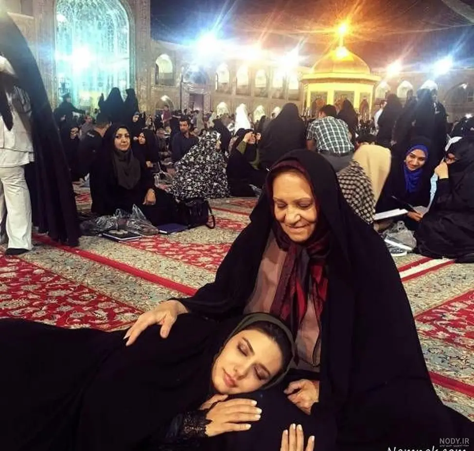 هنرمندان در حرم امام رضا