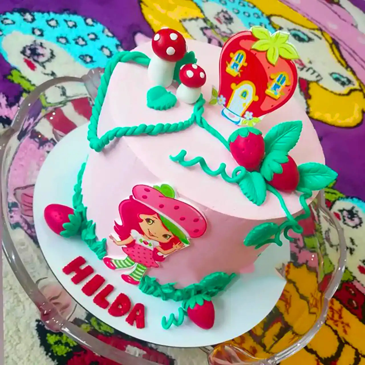 کیک تولد دخترتوت فرنگی