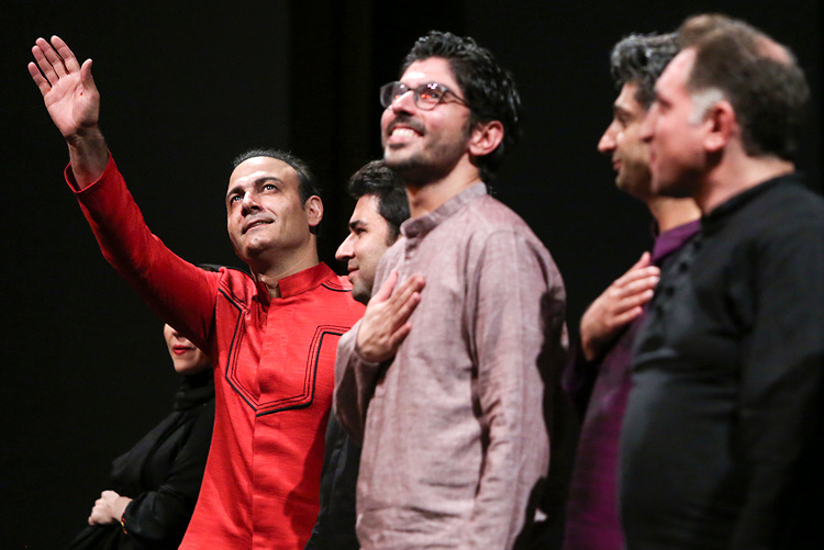 گزارش تصویری کنسرت علیرضا قربانی در تالار وحدت