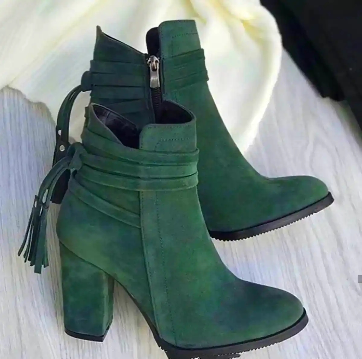 بوت پاشنه دار شیک
