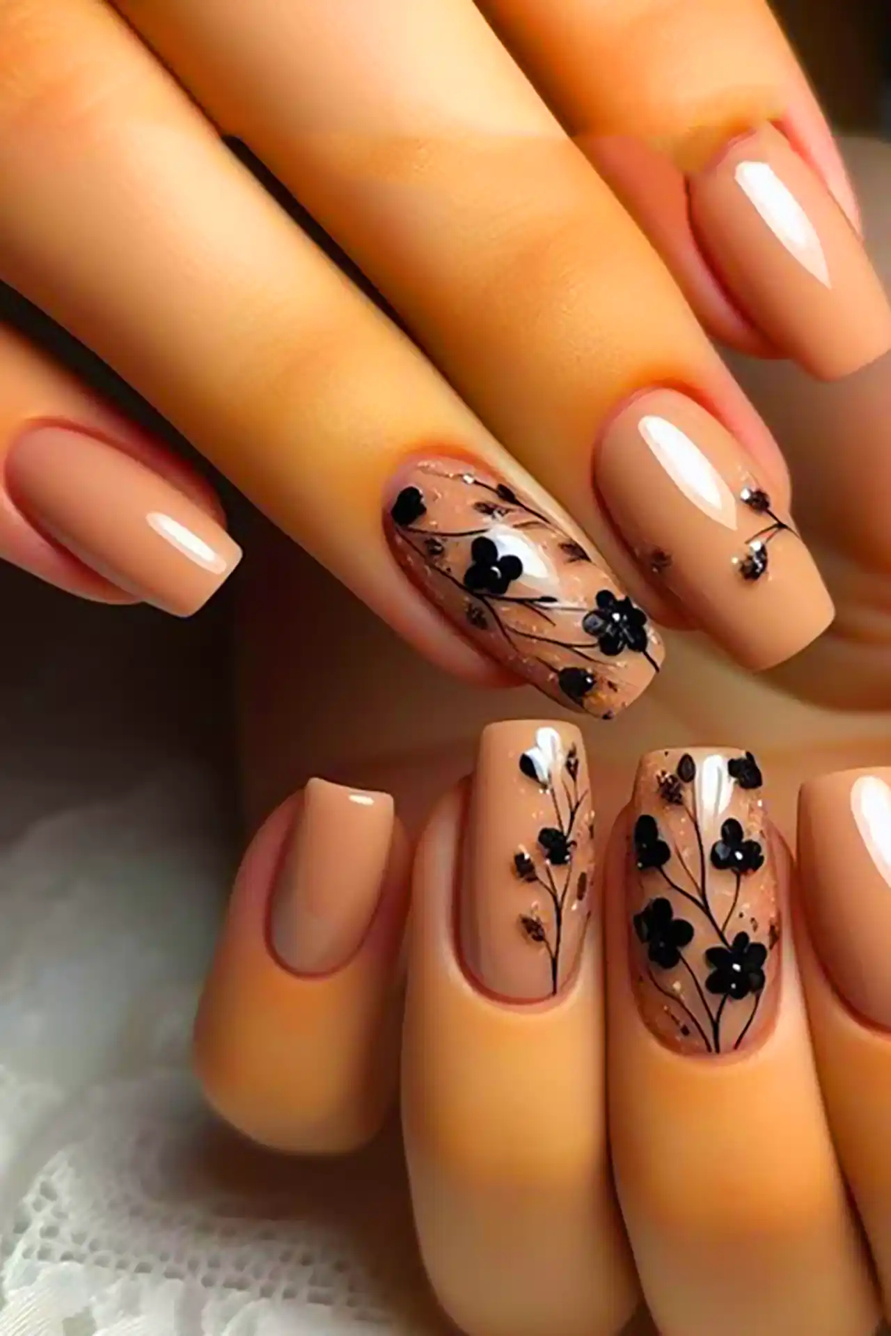 دیزاین ناخن باکلاس مشکی