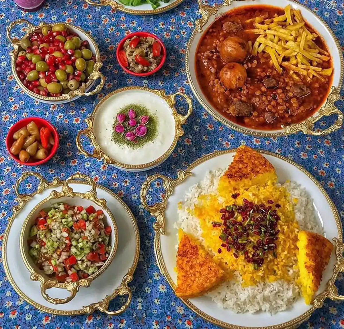 عکس سفره هفت سین عکس سفره هفت سین فانتزی سفره هفت سین مدرن تزیین سفره شام ایرانی عکس سفره غذای شیک 