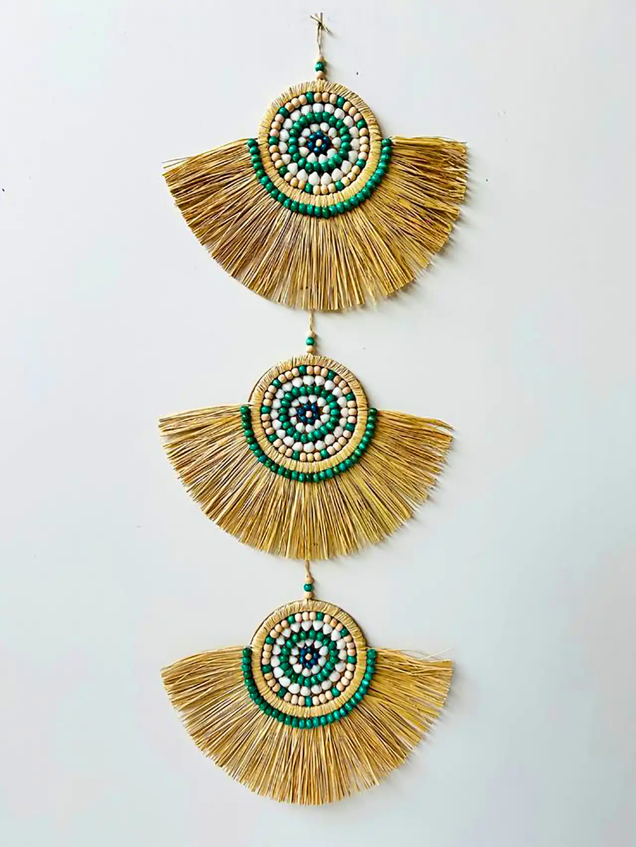 محافظ چشم زخم سنتی و مدرن 