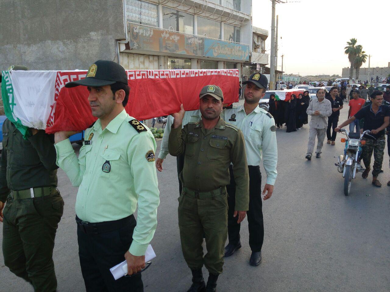 تشییع پیکر 130 شهید در اروندکنار