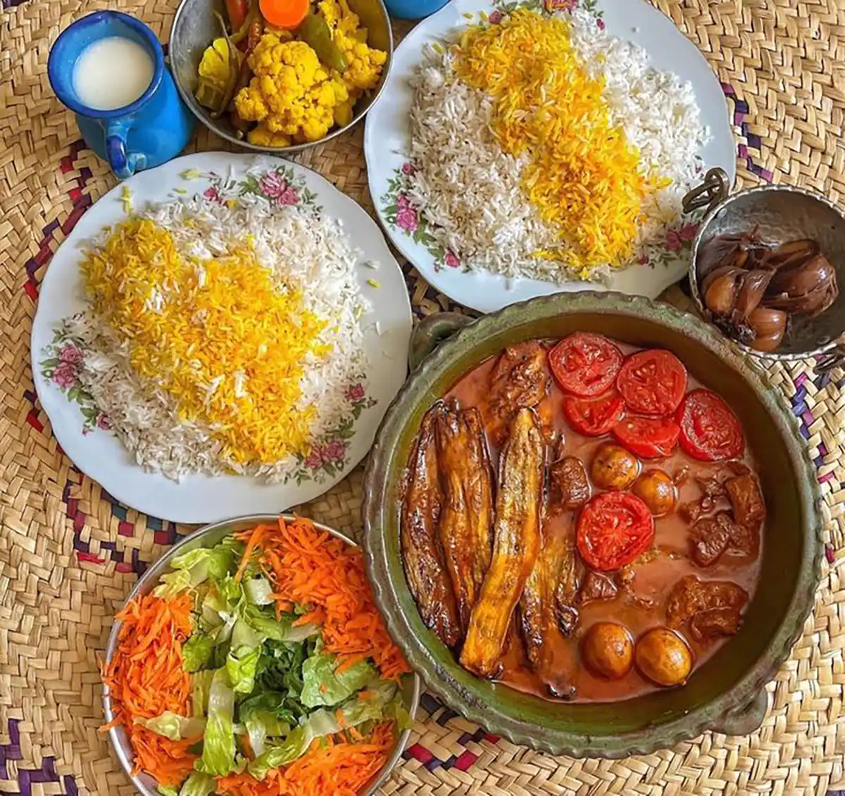 عکس سفره هفت سین عکس سفره هفت سین فانتزی سفره هفت سین مدرن تزیین سفره شام ایرانی عکس سفره غذای شیک 