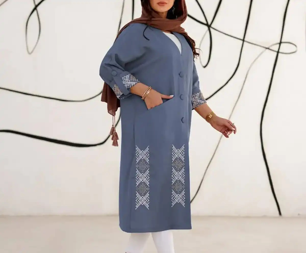 مانتو زنانه با طراحی مدرن