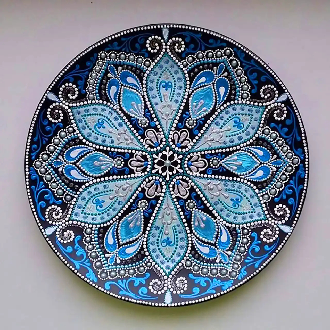 بشقاب ماندالا تزئینی