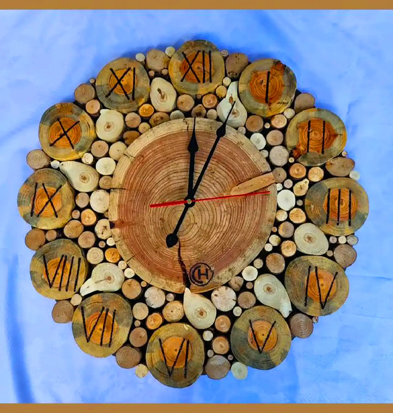 ساعت دیواری روستیک چوبی 