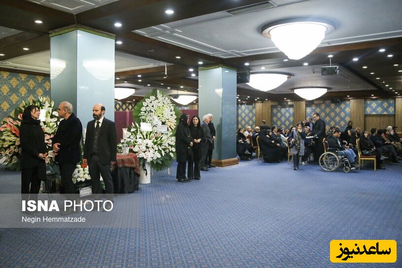 حضور هنرمندان و ادیبان در مراسم یادبود امیربانو کریمی 