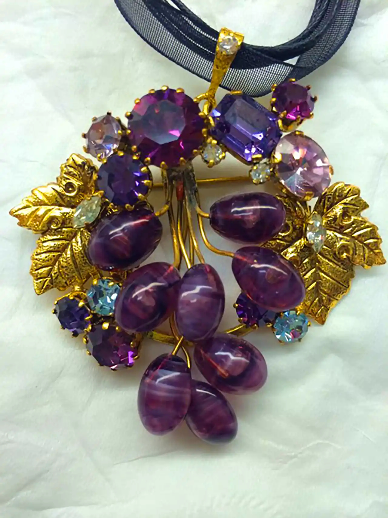 اکسسوری تزئینی خوشه انگور