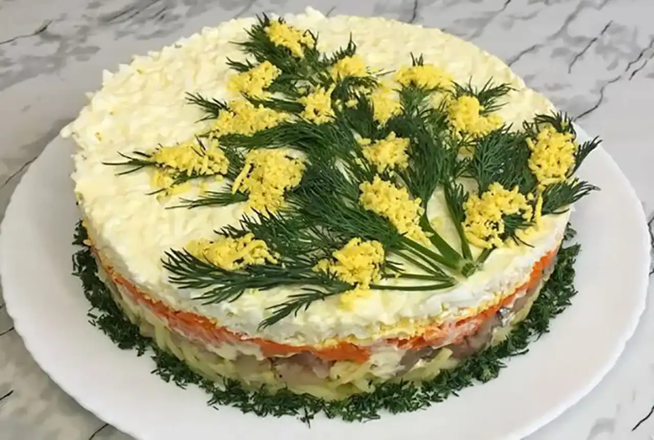 تزیین سالاد الویه + زیباترین مدل های دیزاین و تزیین سالاد الویه بسیار شیک و امروزی