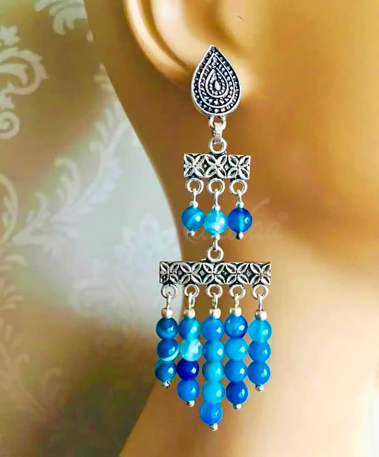 گوشواره منگوله دار خاص 