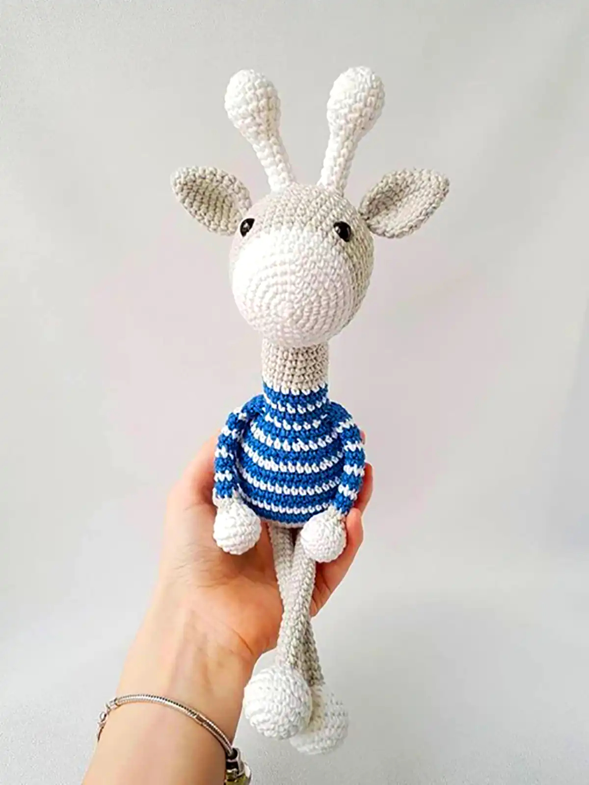 عروسک بافتنی زرافه دخترانه