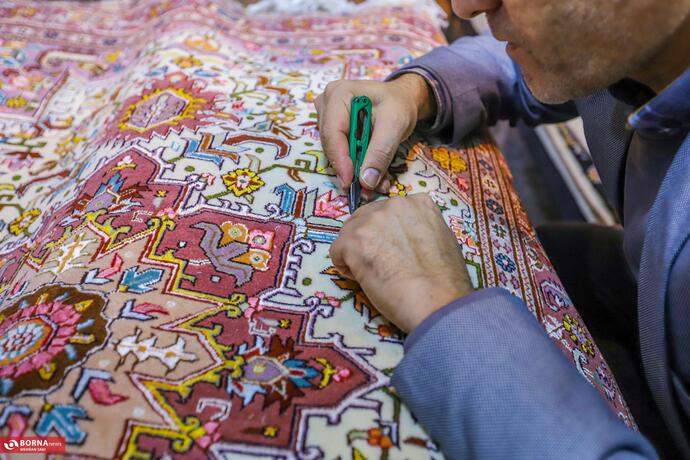 عکس از شانزدهمین نمایشگاه سراسری فرش دستباف و تابلو فرش ایران