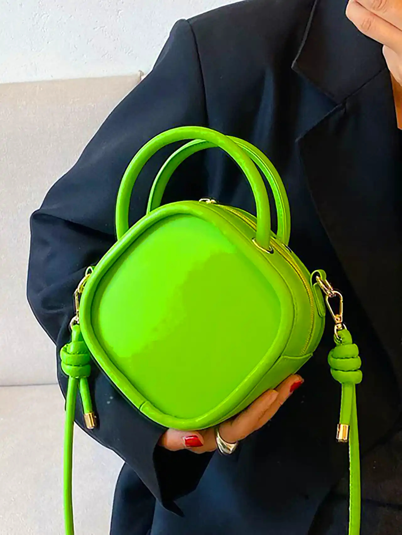 کیف سبز نئونی 