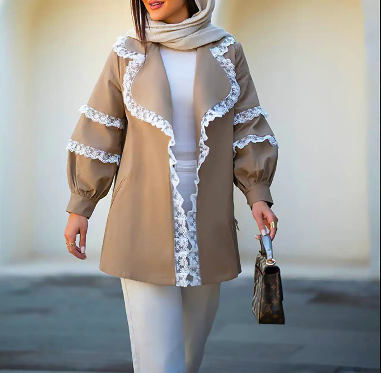 مانتو زنانه ترند این روزها